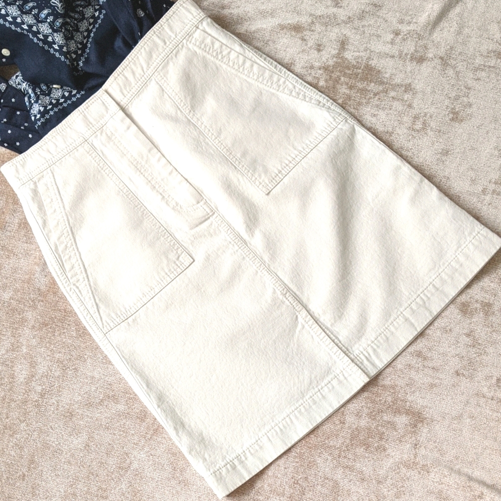 Chic J. Crew High-rise Waist Skirt